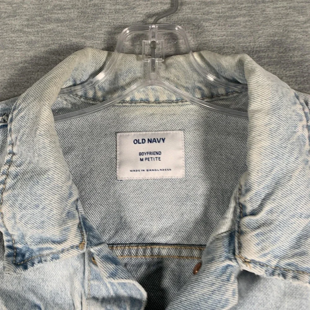 Old Navy Boyfriend Denim Jacket Womens Petite Medium‎ Light Wash Distressed Jean